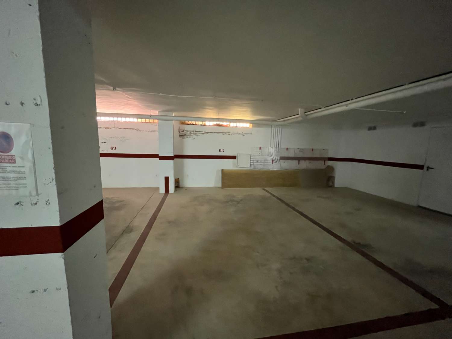 一楼设有洛马斯德坎波阿莫尔泳池，两间卧室，拐角处有两个浴室！