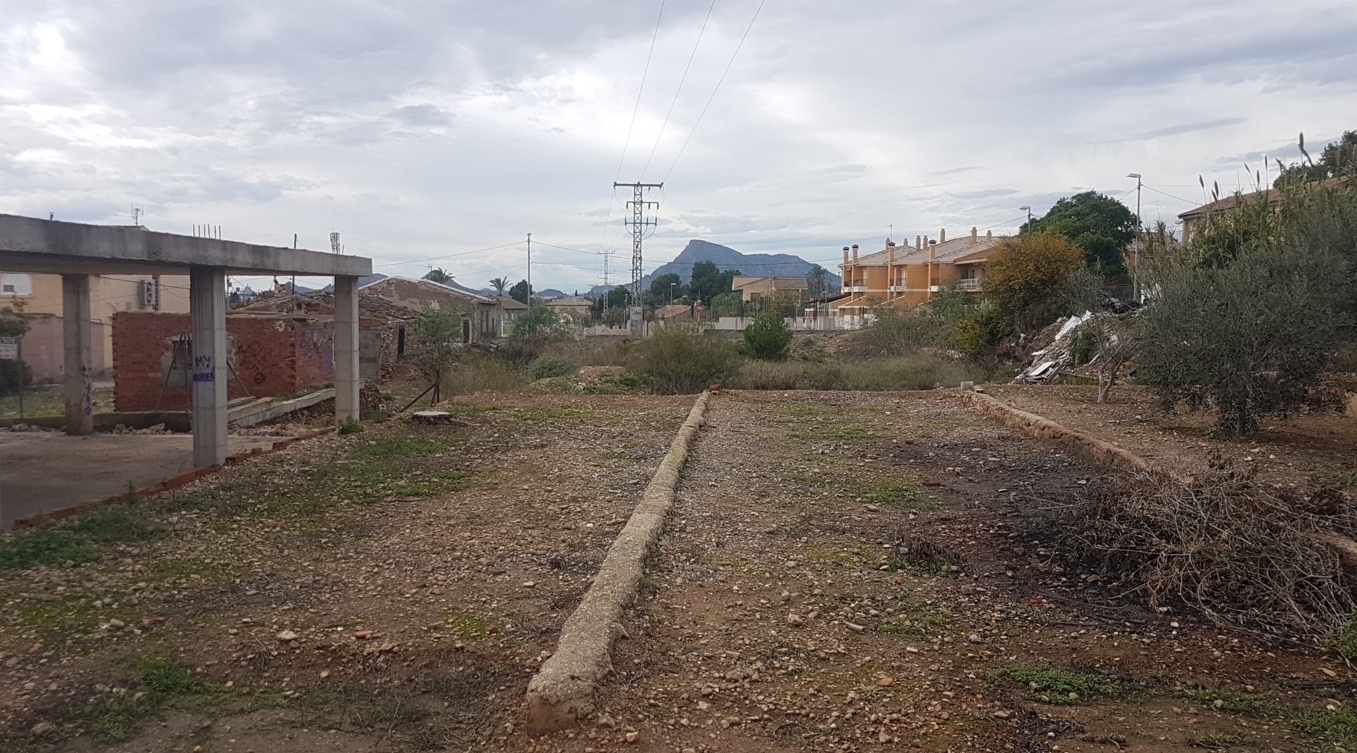 قطعة أرض للبيع في Montepinar-La Aparecida-Raiguero (Orihuela)