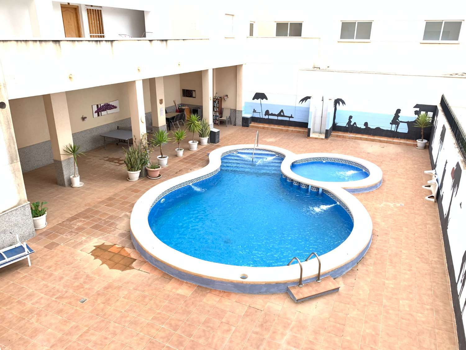 CHANCE!! TWO BEDROOM APARTMENT WITH STORAGE ROOM AND POOL IN ALMORADI!!