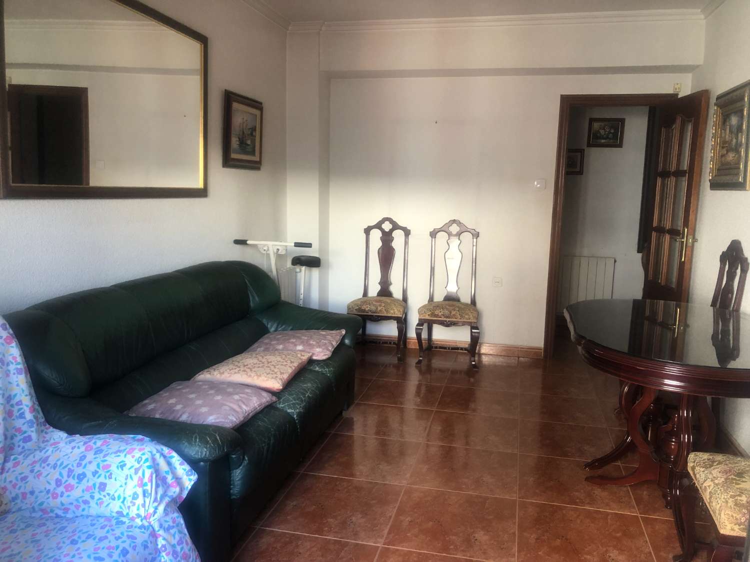 OCCASION APARTMENT IN THE CENTER NEXT TO RENFE