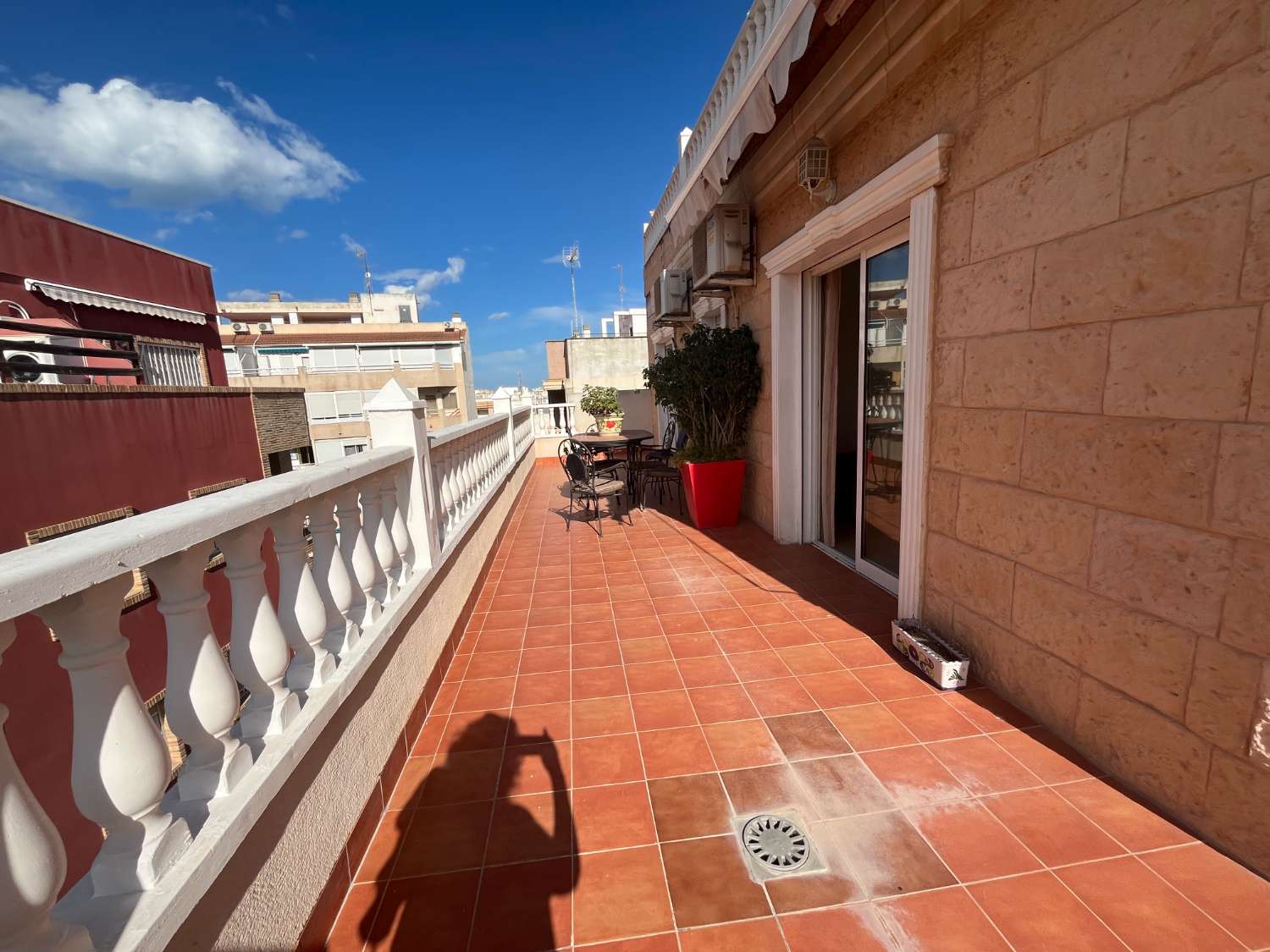 ATICO CENTRO PARA VIVIR TODO EL AÑO