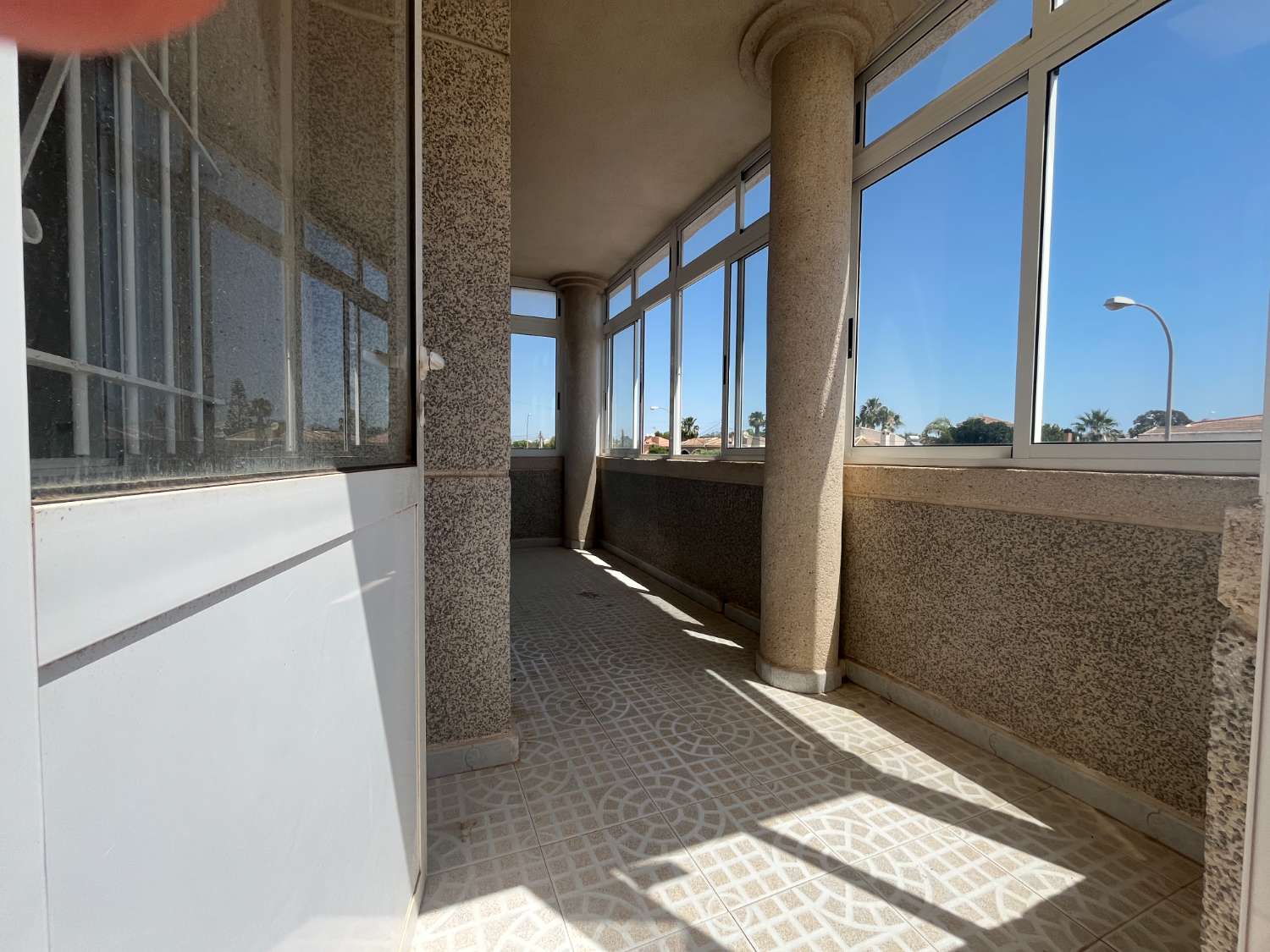 APARTAMENTO CON SOLARIUM