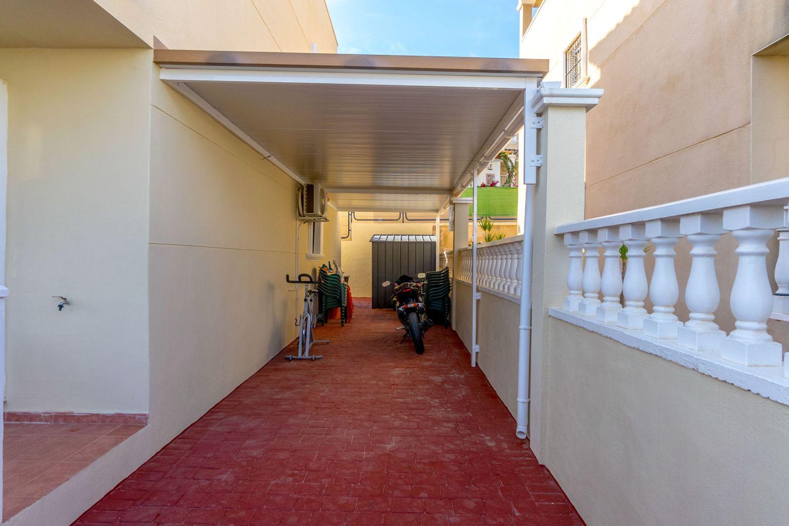 Casa en venta en Orihuela Costa