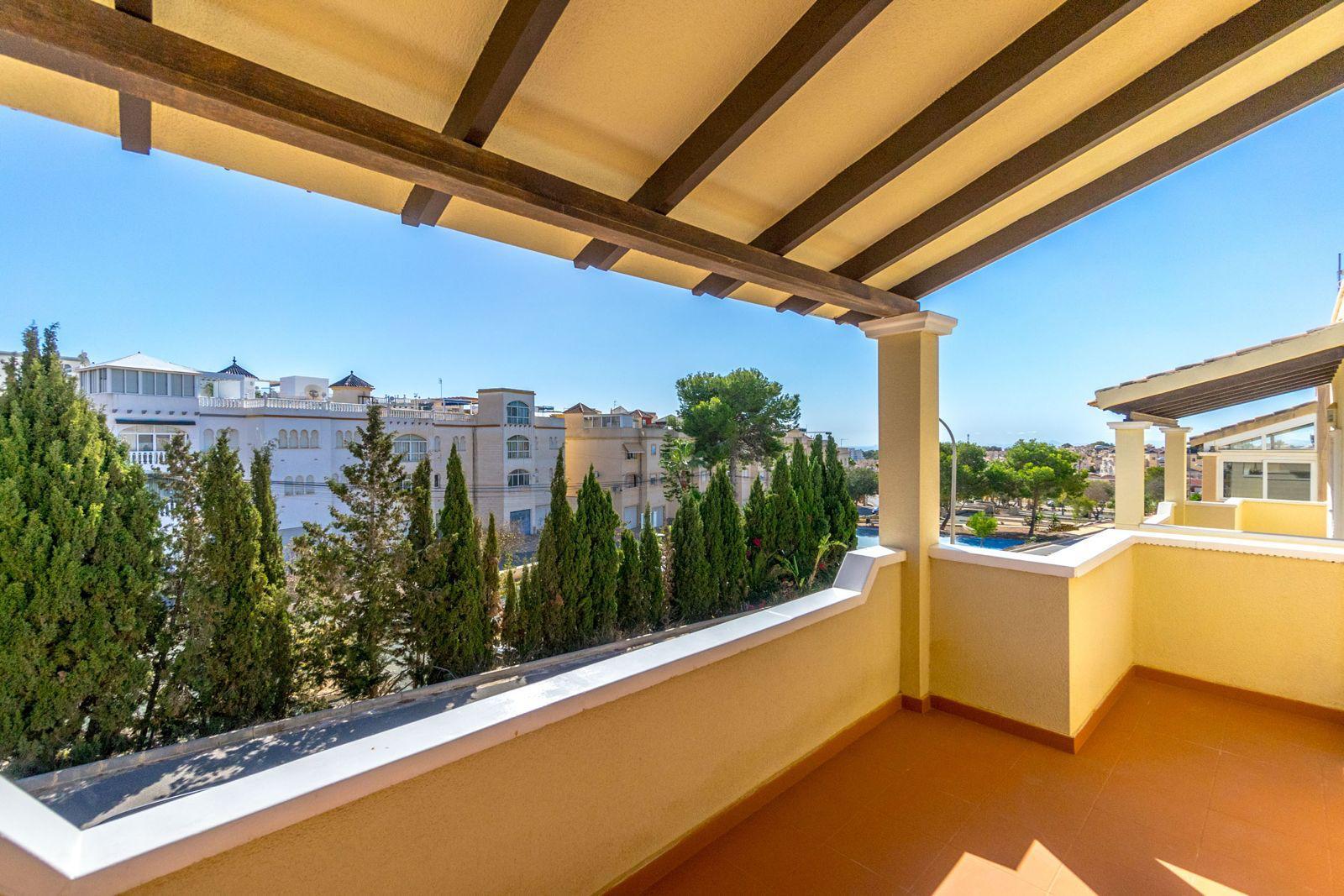 Casa en venta en Orihuela Costa