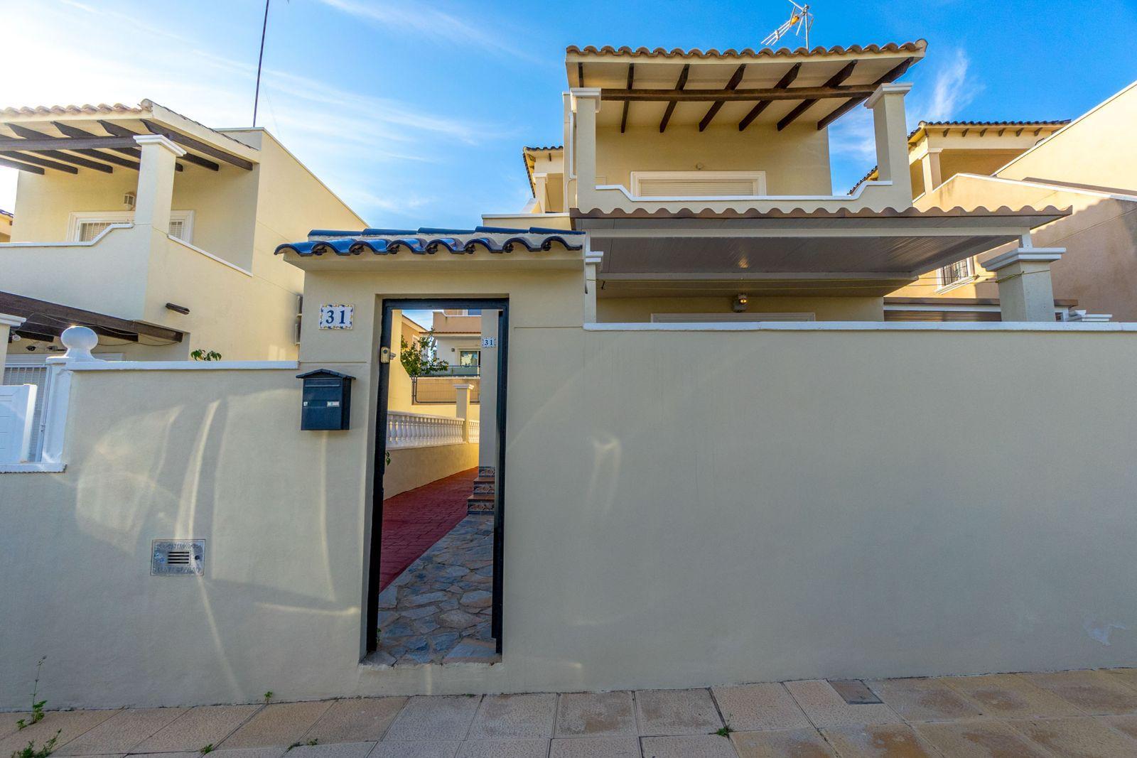 Casa en venta en Orihuela Costa