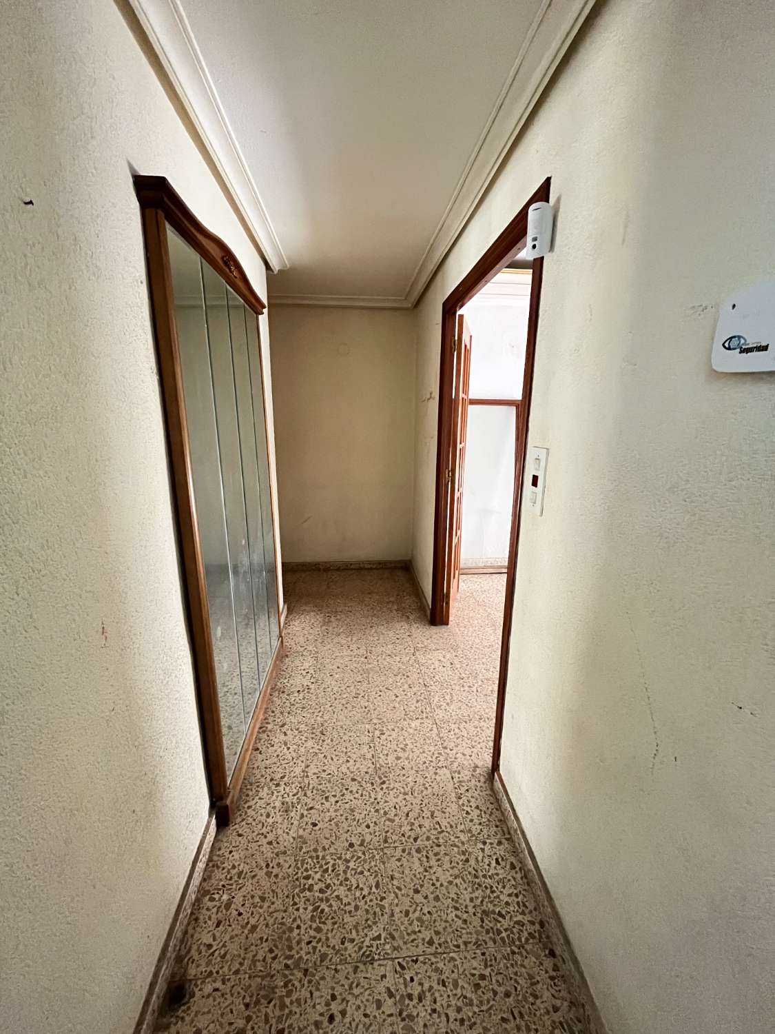 PISO EN VENTA CENTRO DE BIGASTRO PARA REFORMAR