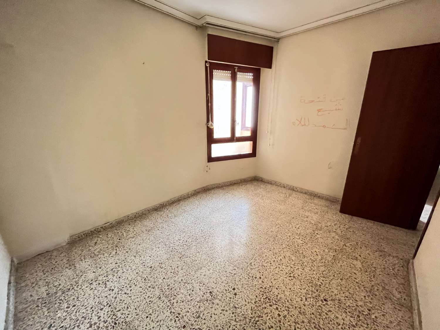 PISO EN VENTA CENTRO DE BIGASTRO PARA REFORMAR