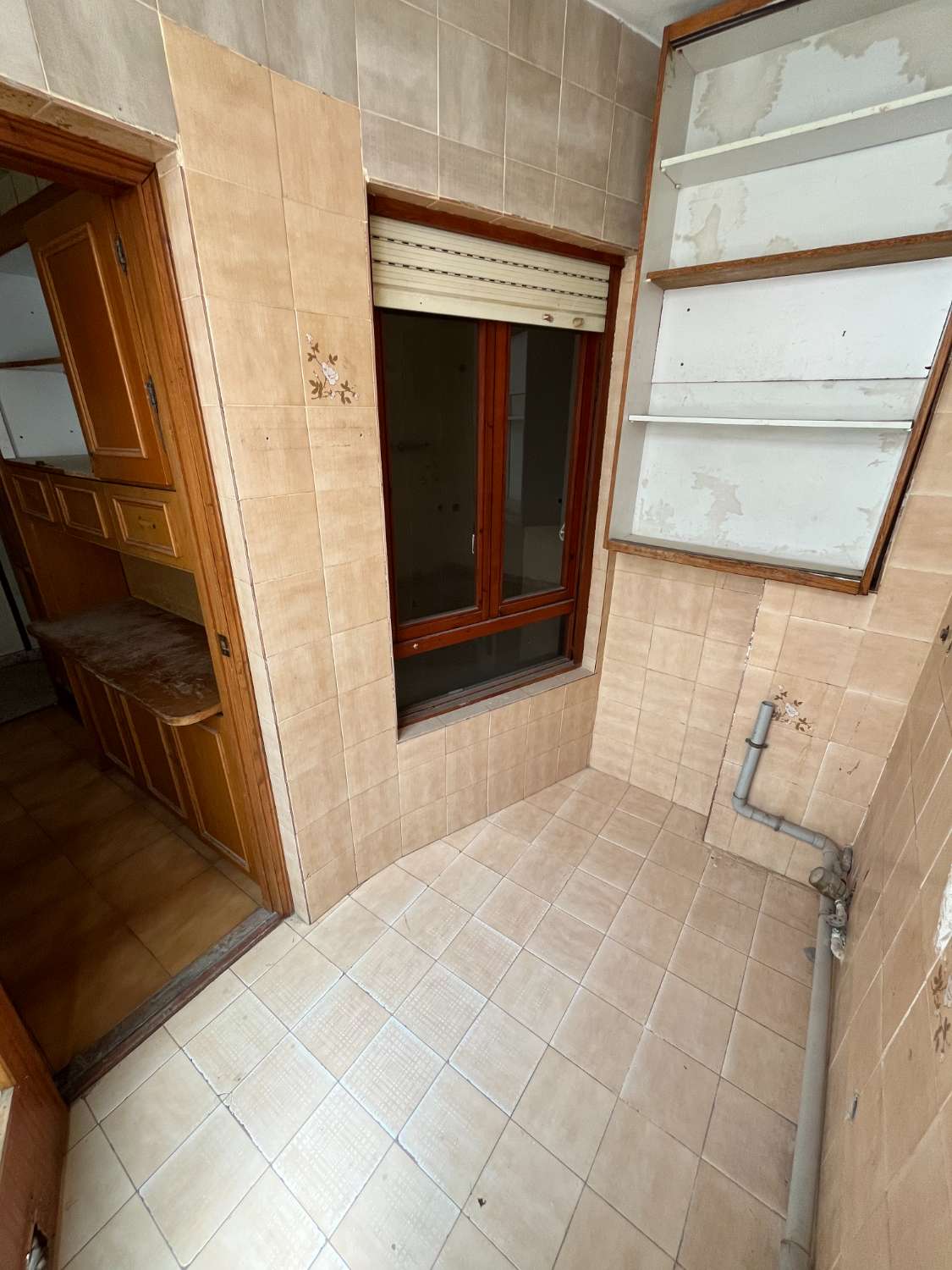 PISO EN VENTA CENTRO DE BIGASTRO PARA REFORMAR