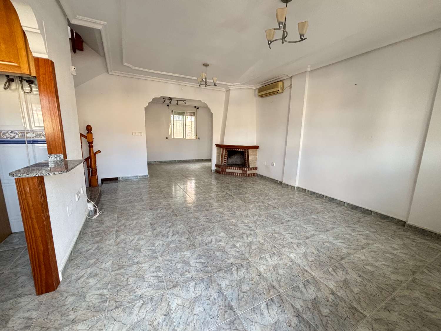 Enebolig til salgs til San Miguel de Salinas