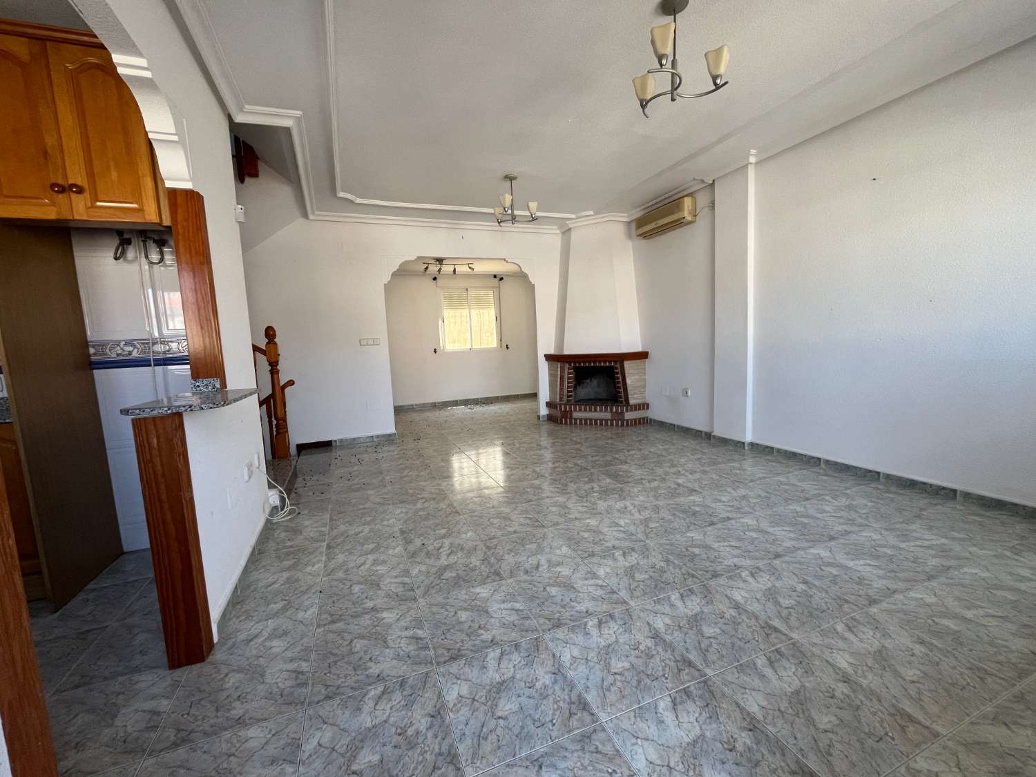 OCASIÓN!! CHALET INDEPENDIENTE, PISCINA Y 4 DORMITORIOS!!