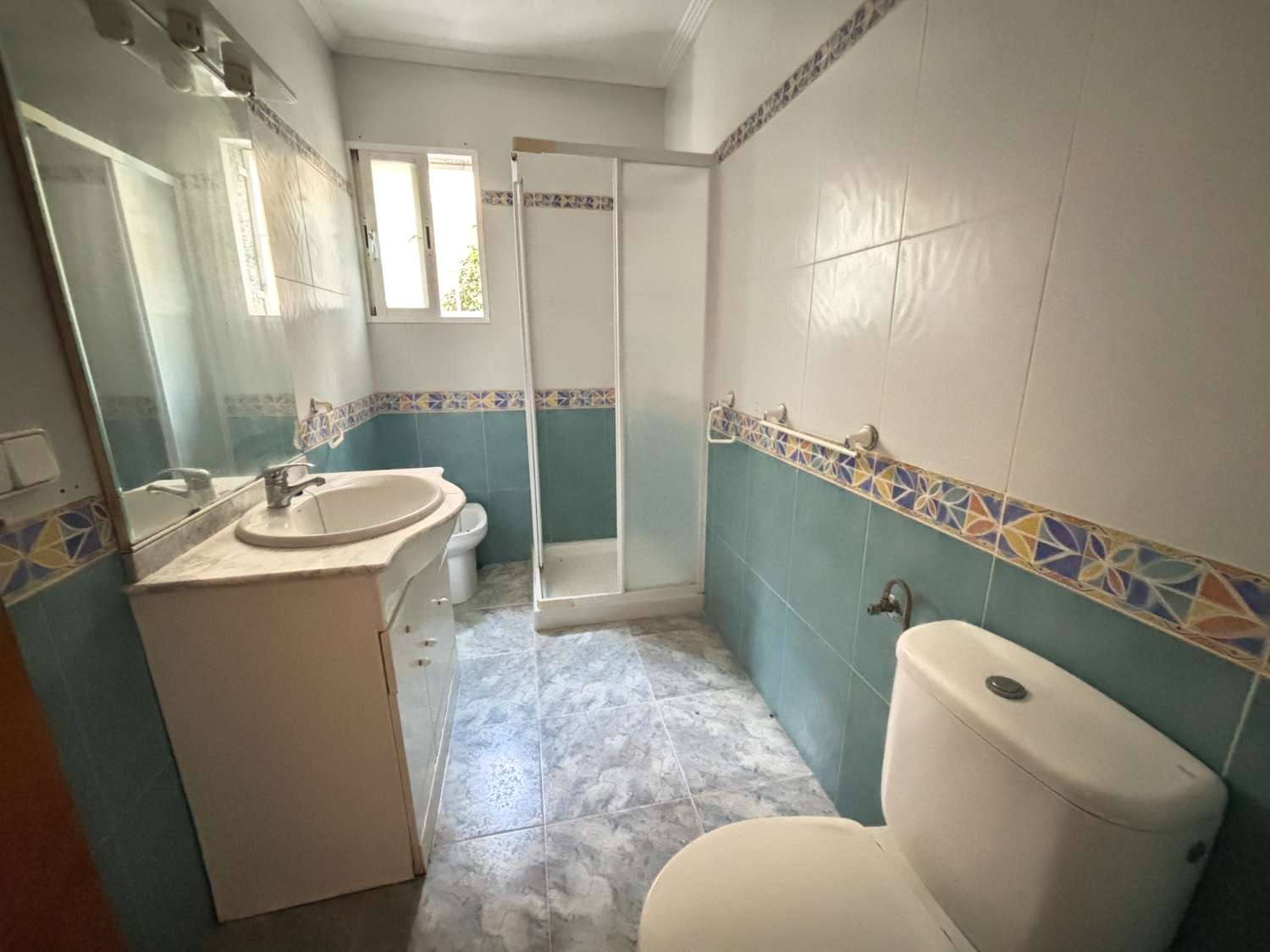 Enebolig til salgs til San Miguel de Salinas