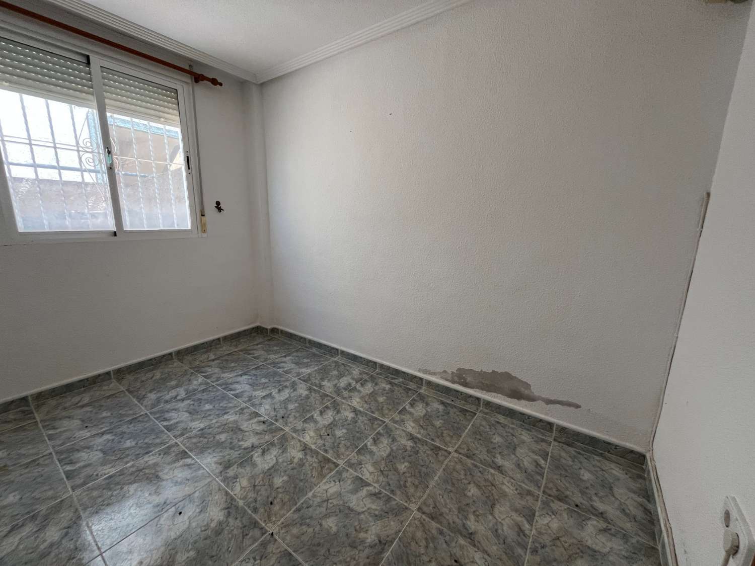 OCASIÓN!! CHALET INDEPENDIENTE, PISCINA Y 4 DORMITORIOS!!