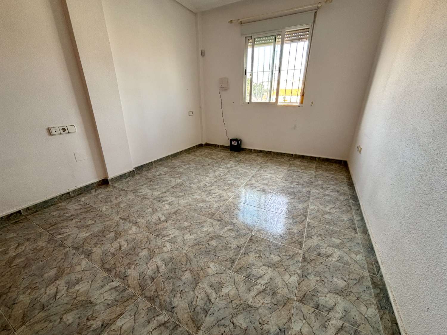 Enebolig til salgs til San Miguel de Salinas