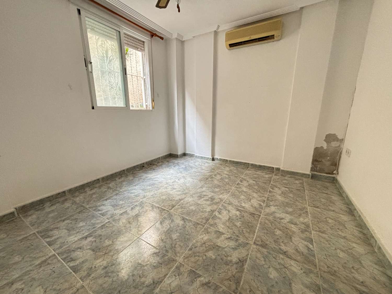 Enebolig til salgs til San Miguel de Salinas