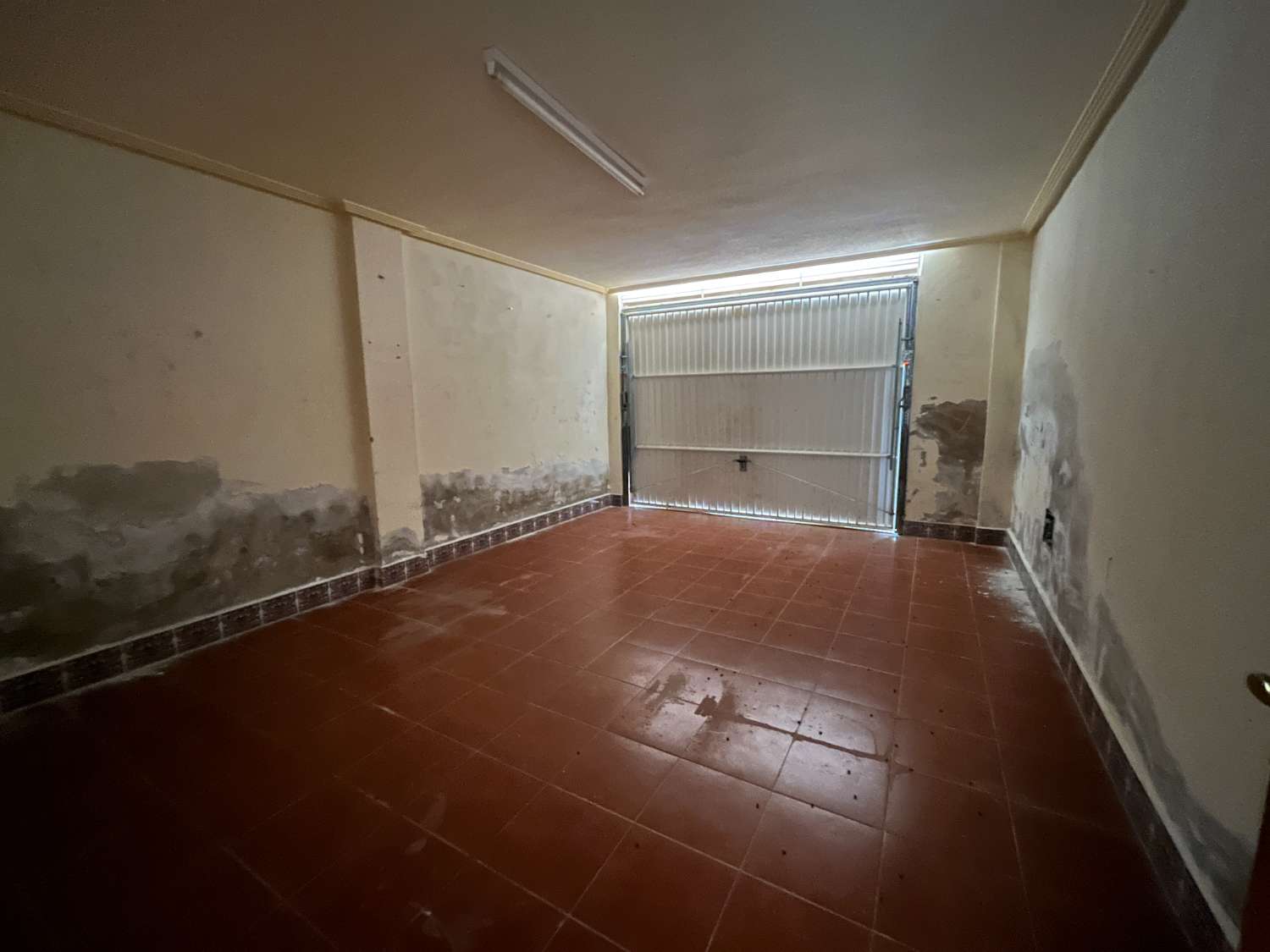 OCASIÓN!! CHALET INDEPENDIENTE, PISCINA Y 4 DORMITORIOS!!