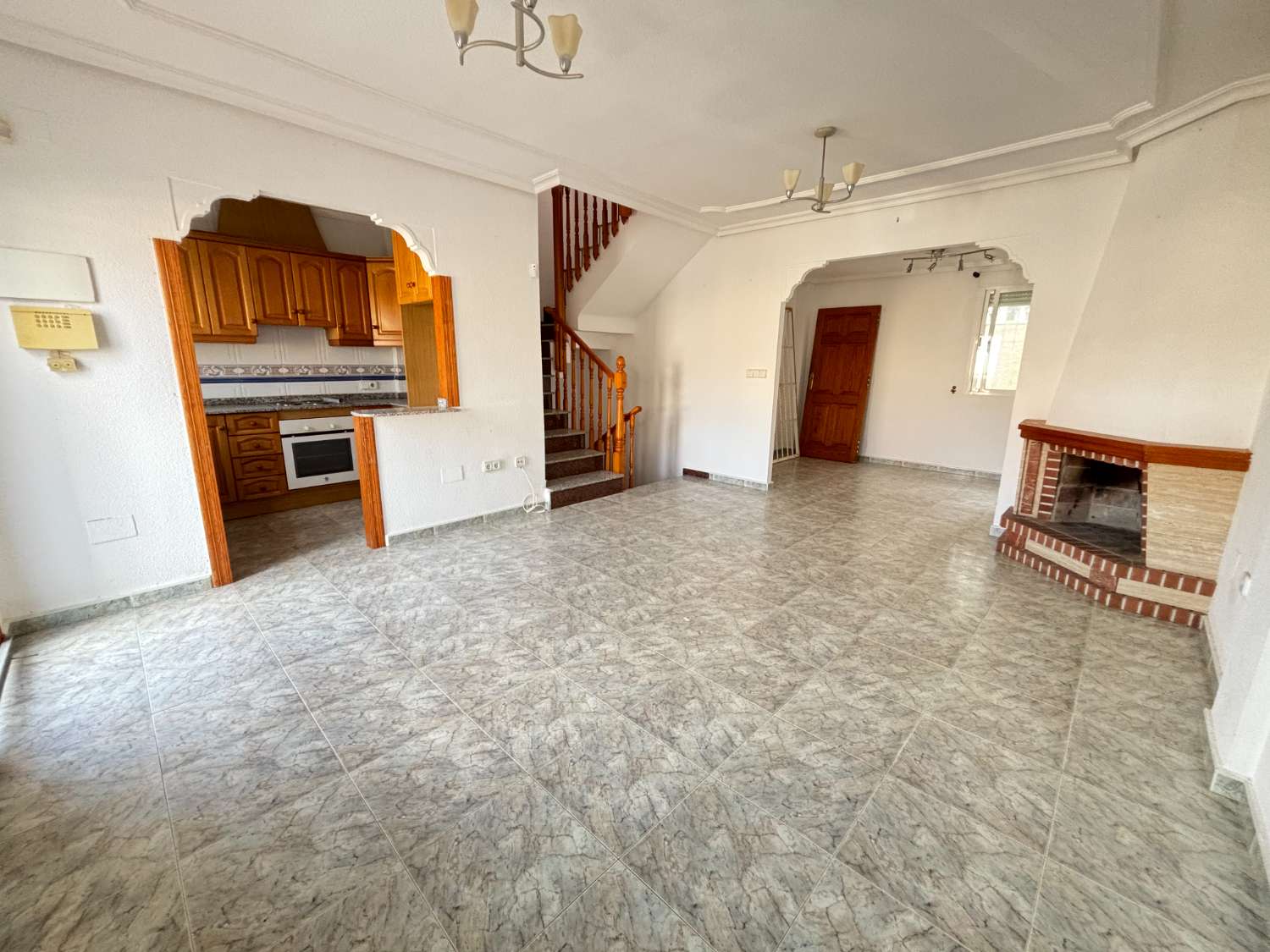 Enebolig til salgs til San Miguel de Salinas