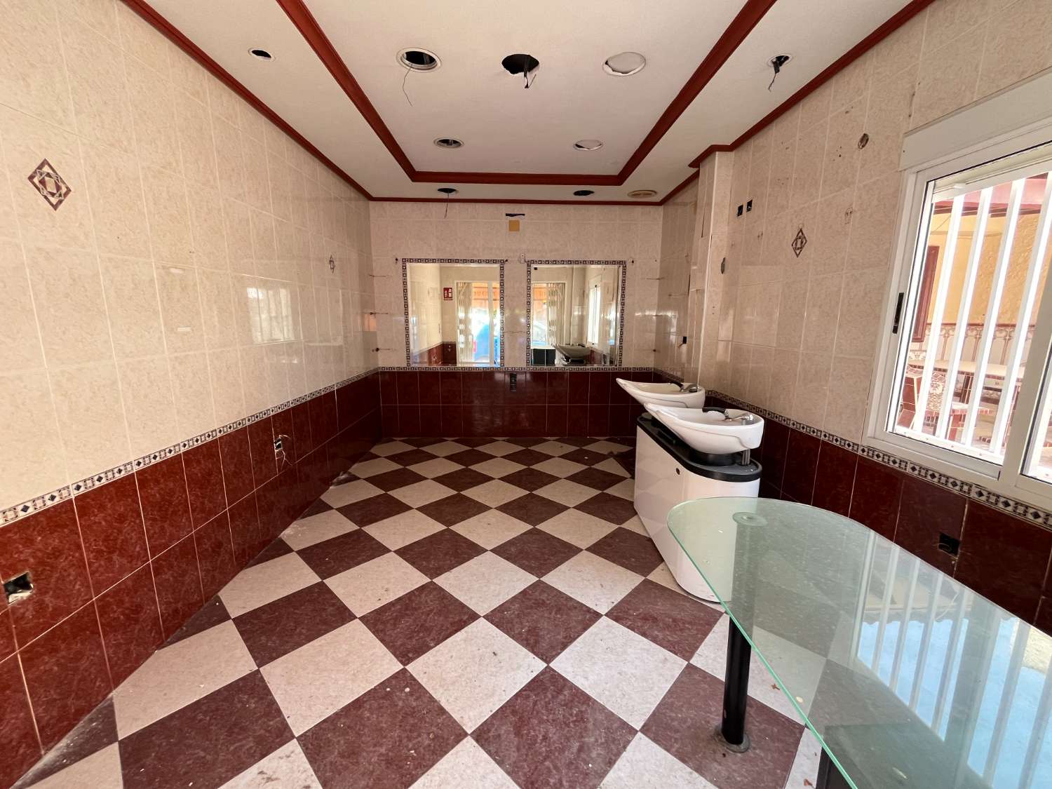 Casa Adosada en Venta en Daya Nueva – 195 m² construidos | 165 m² útiles