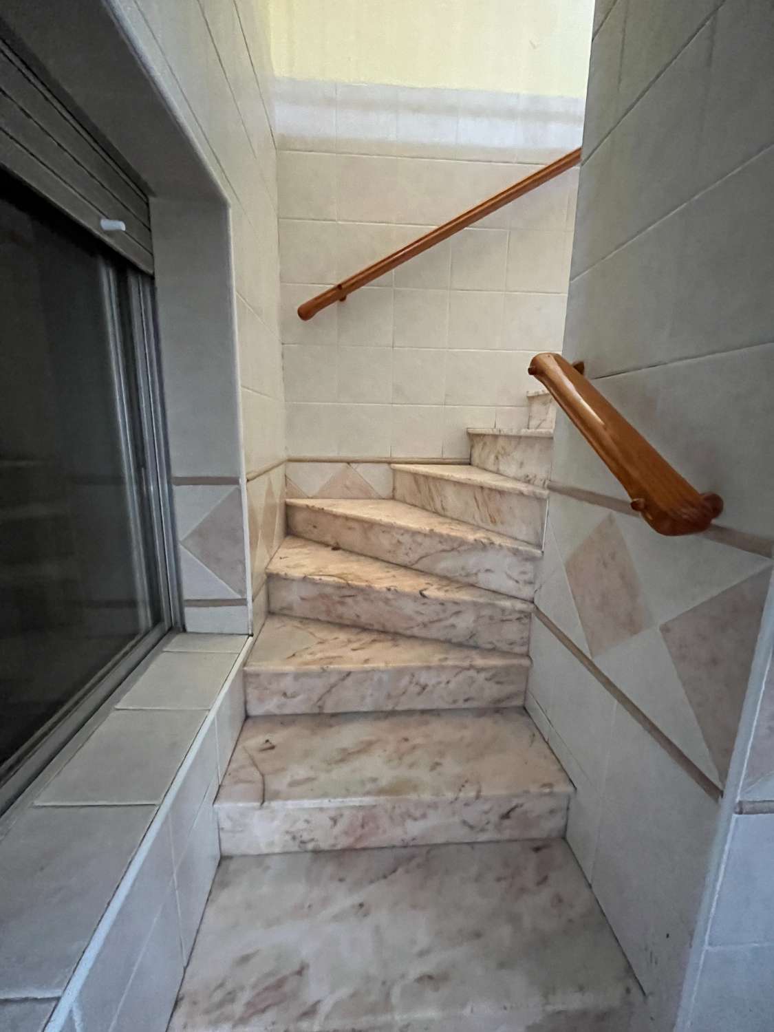 Casa Adosada en Venta en Daya Nueva – 195 m² construidos | 165 m² útiles