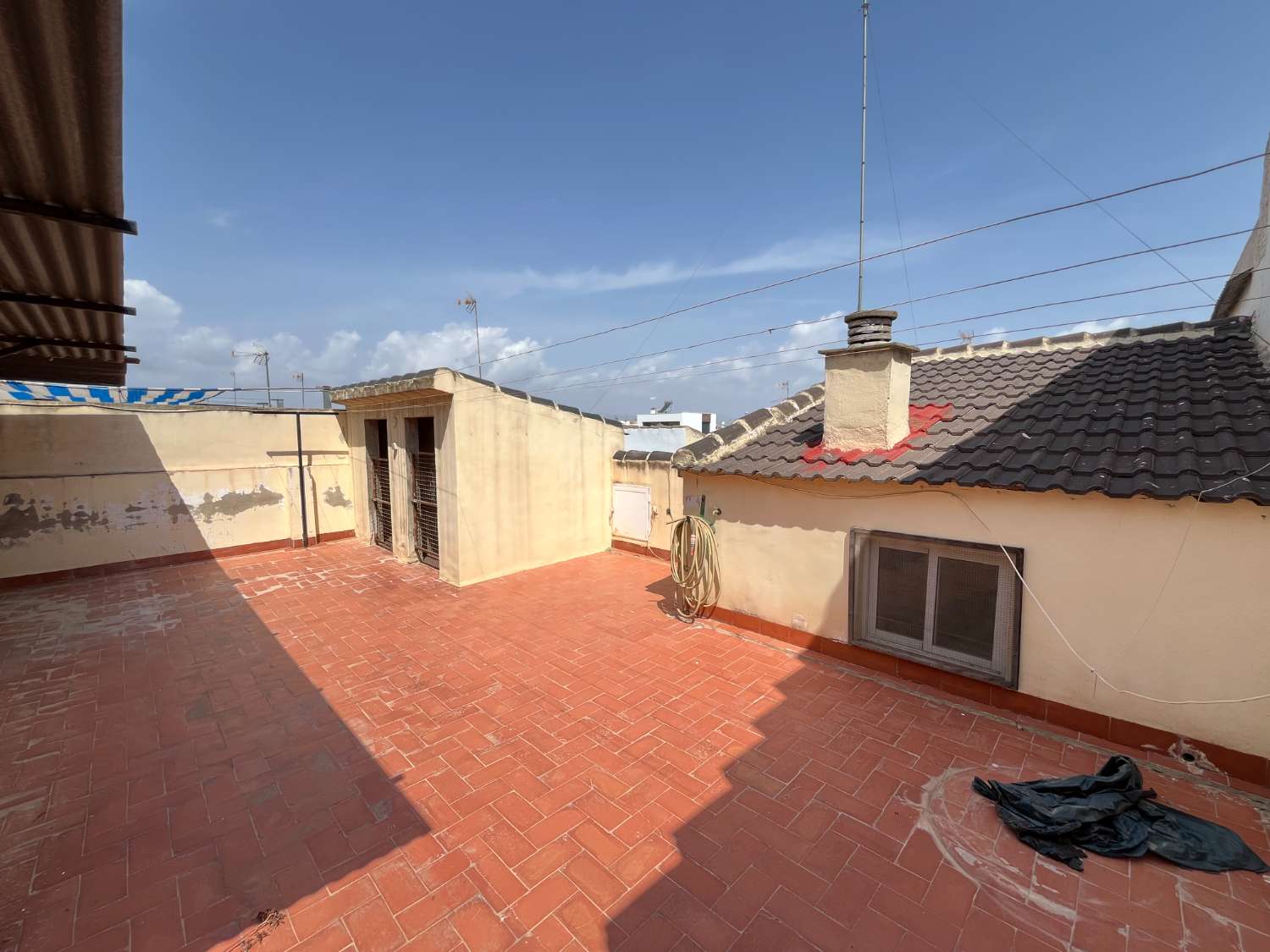 Casa Adosada en Venta en Daya Nueva – 195 m² construidos | 165 m² útiles