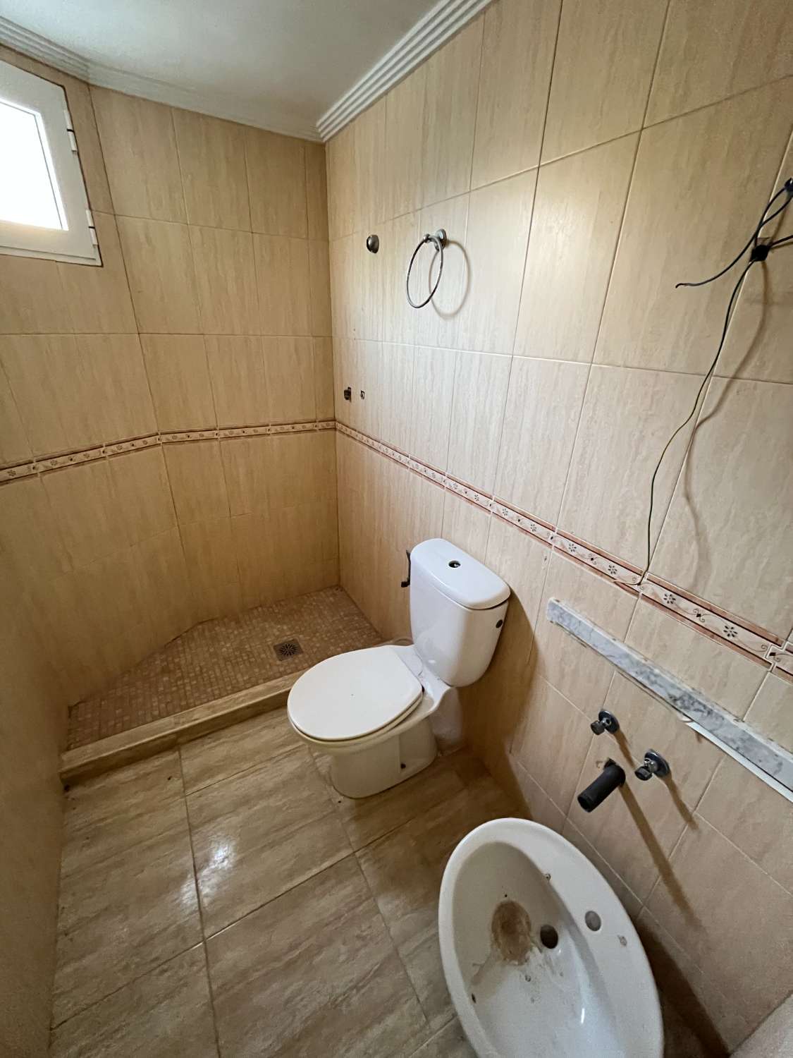 Dúplex Pareado en Venta en La Murada – 256 m² construidos 5 dormitorios 3 baños –