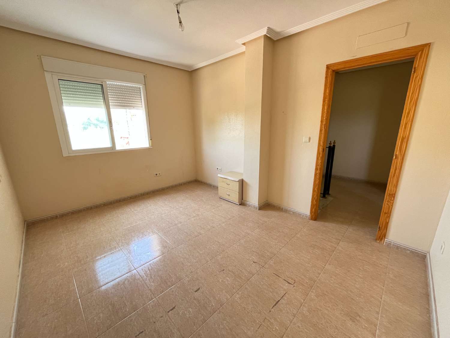 Dúplex Pareado en Venta en La Murada – 256 m² construidos 5 dormitorios 3 baños –