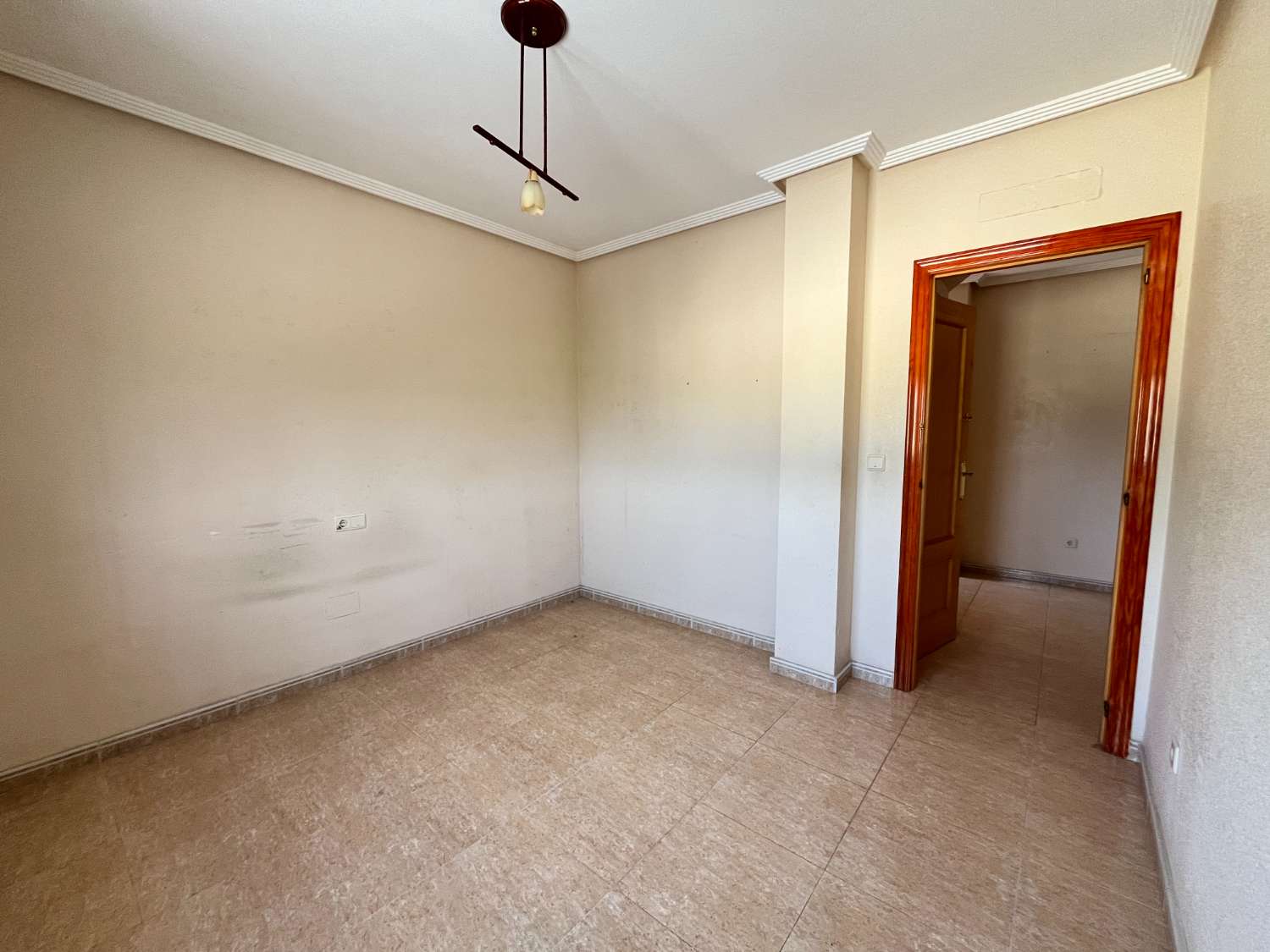 Dúplex Pareado en Venta en La Murada – 256 m² construidos 5 dormitorios 3 baños –