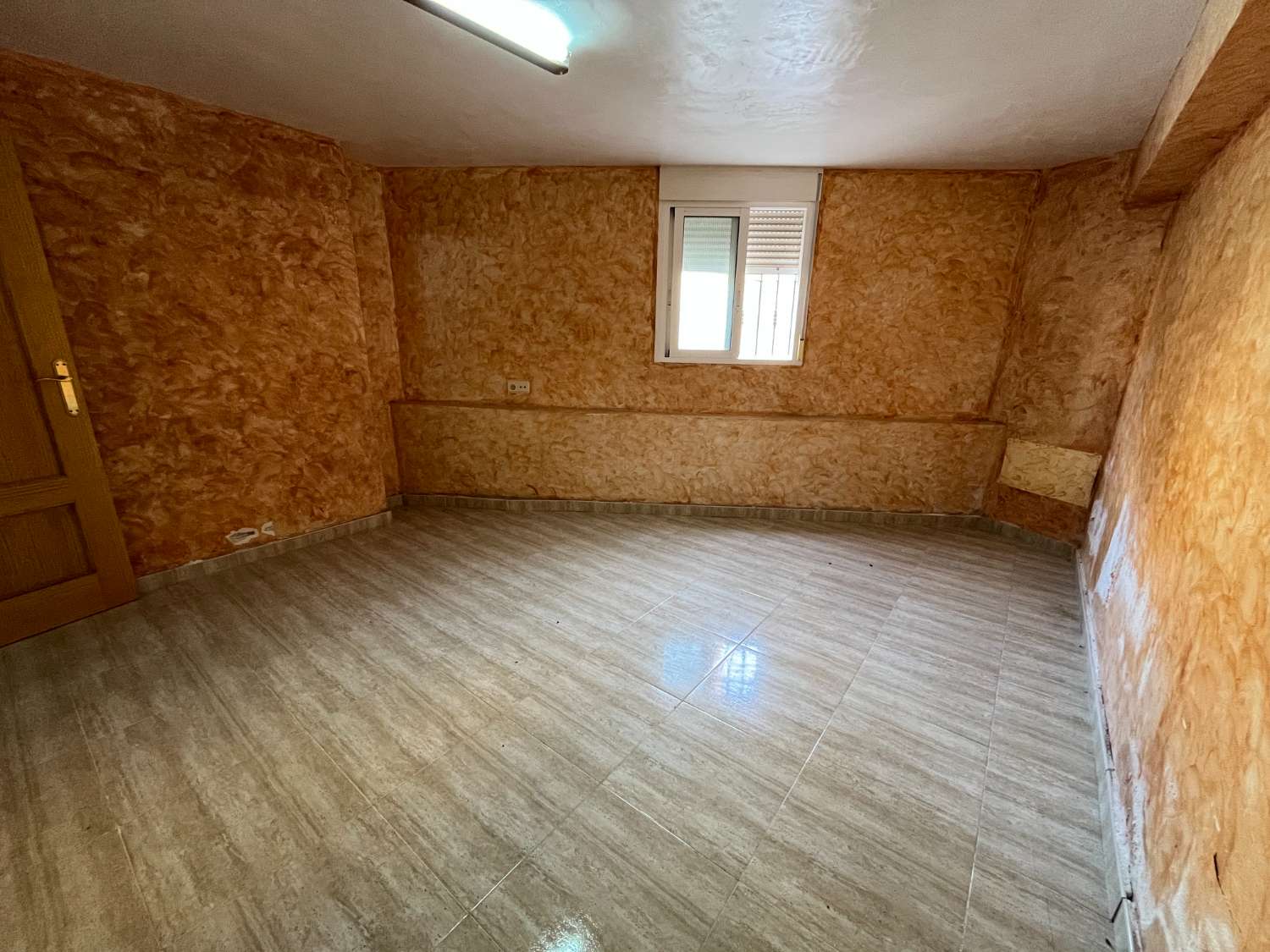 Dúplex Pareado en Venta en La Murada – 256 m² construidos 5 dormitorios 3 baños –