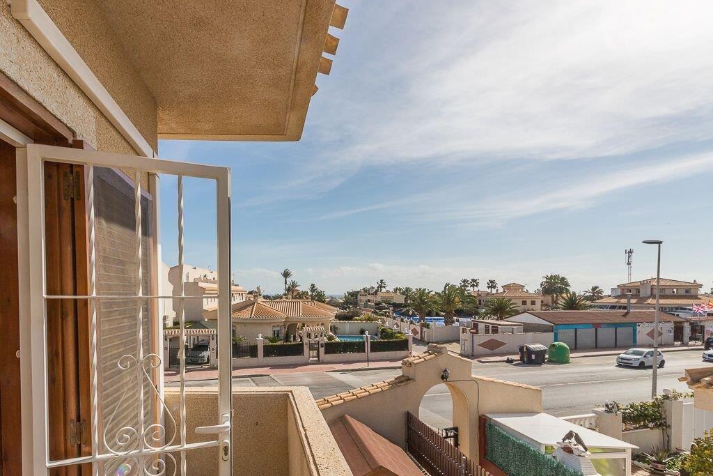 Casa en venta en Orihuela Costa