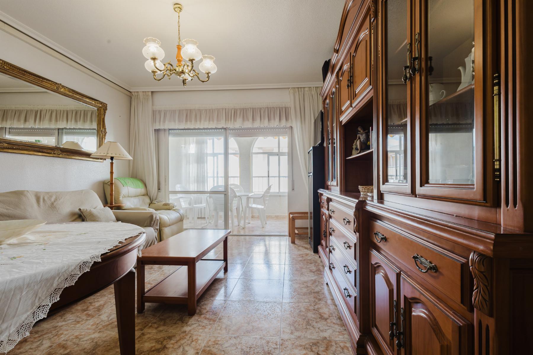 КРАСИВЫЙ ПЕНТХАУС НА БЕРЕГУ МОРЯ