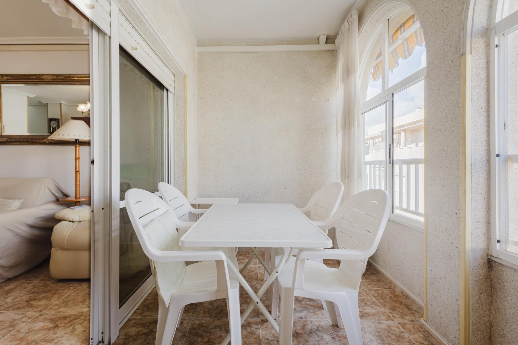 КРАСИВЫЙ ПЕНТХАУС НА БЕРЕГУ МОРЯ