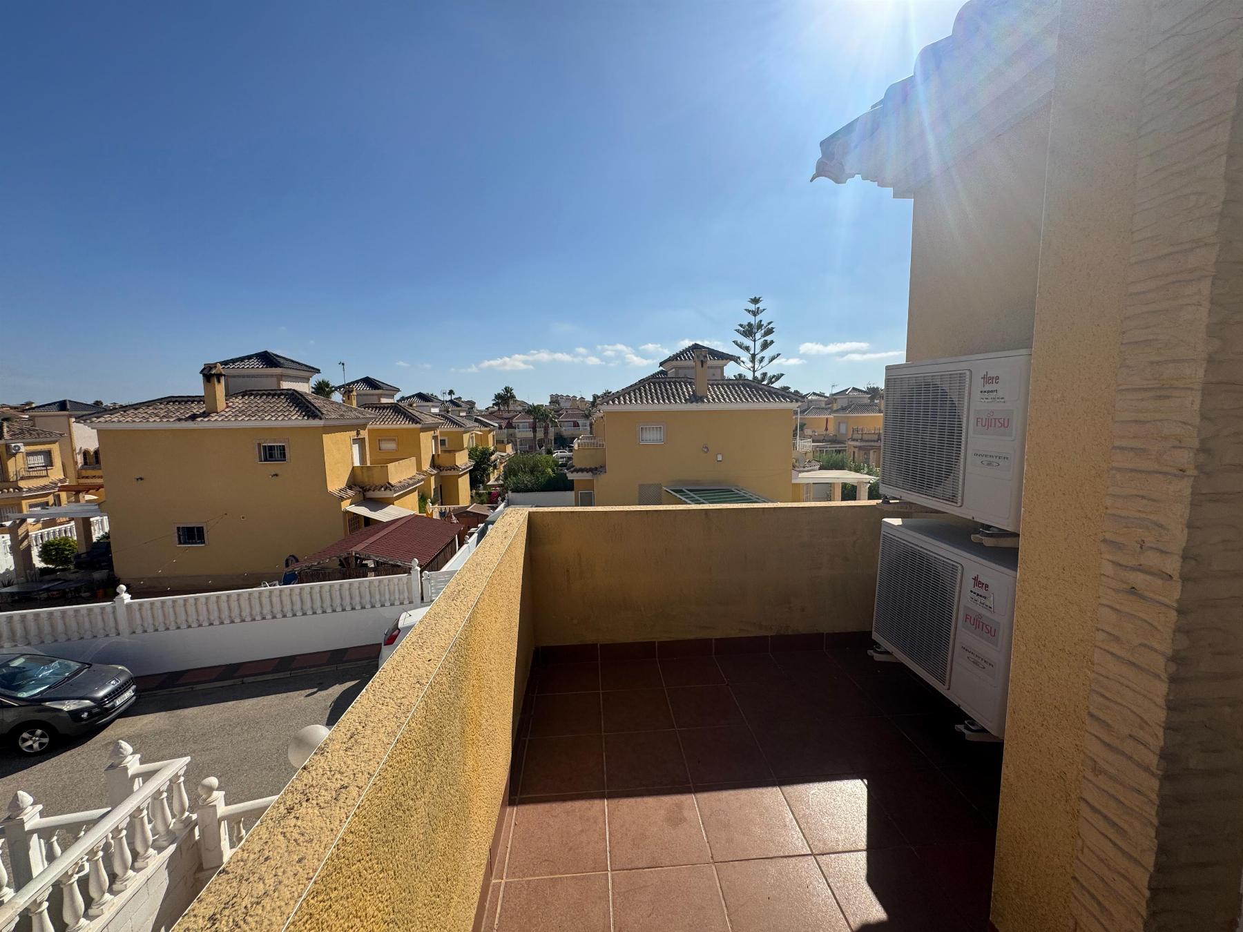 Chalet en venta en Algorfa