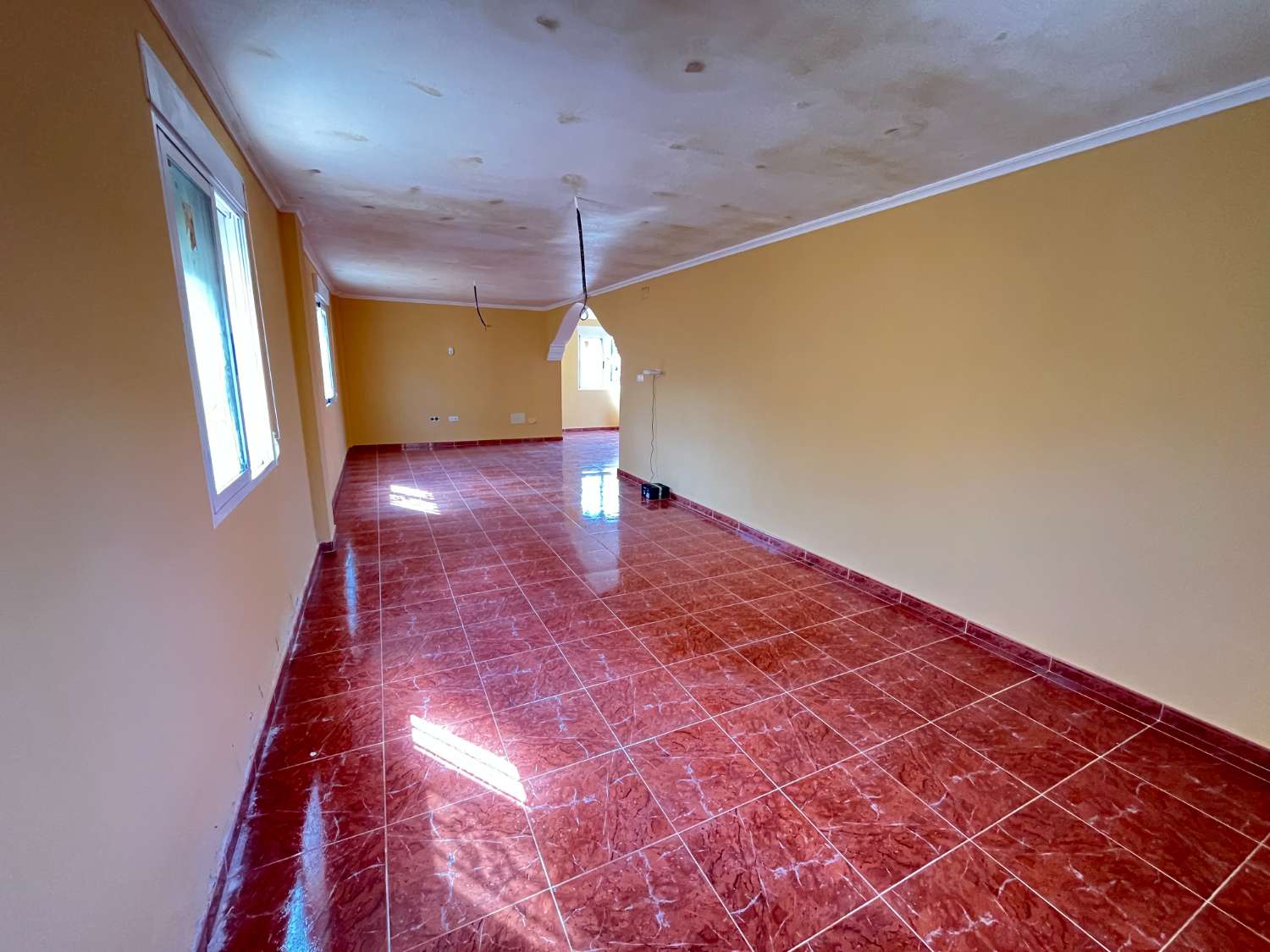 OCASIÓN! CHALET INDEPENDIENTE (DOS APARTAMENTOS) EN ESQUINA MONTEGOLF VII