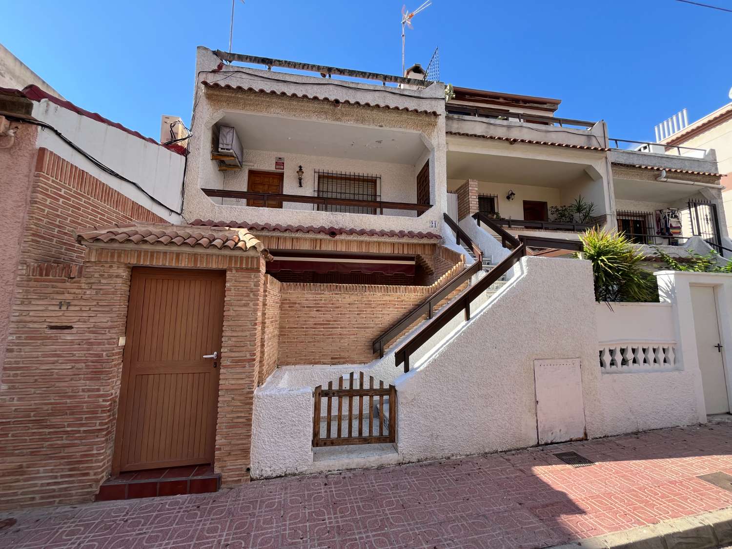 APARTAMENTO 3 DORMITORIOS A 200 METROS DE LA PLAYA