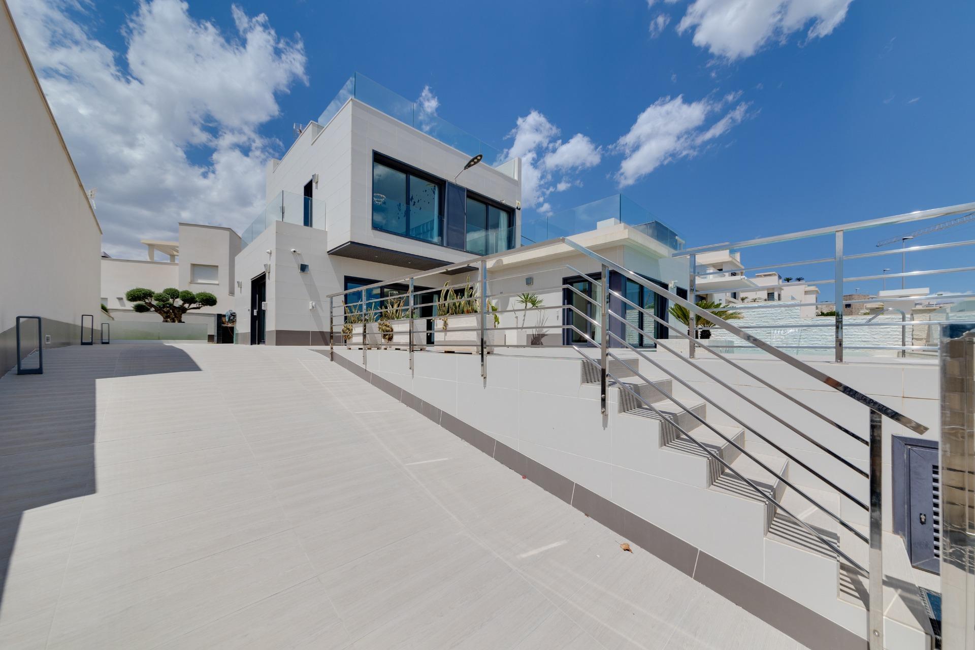 Villa en venta en San Miguel de Salinas