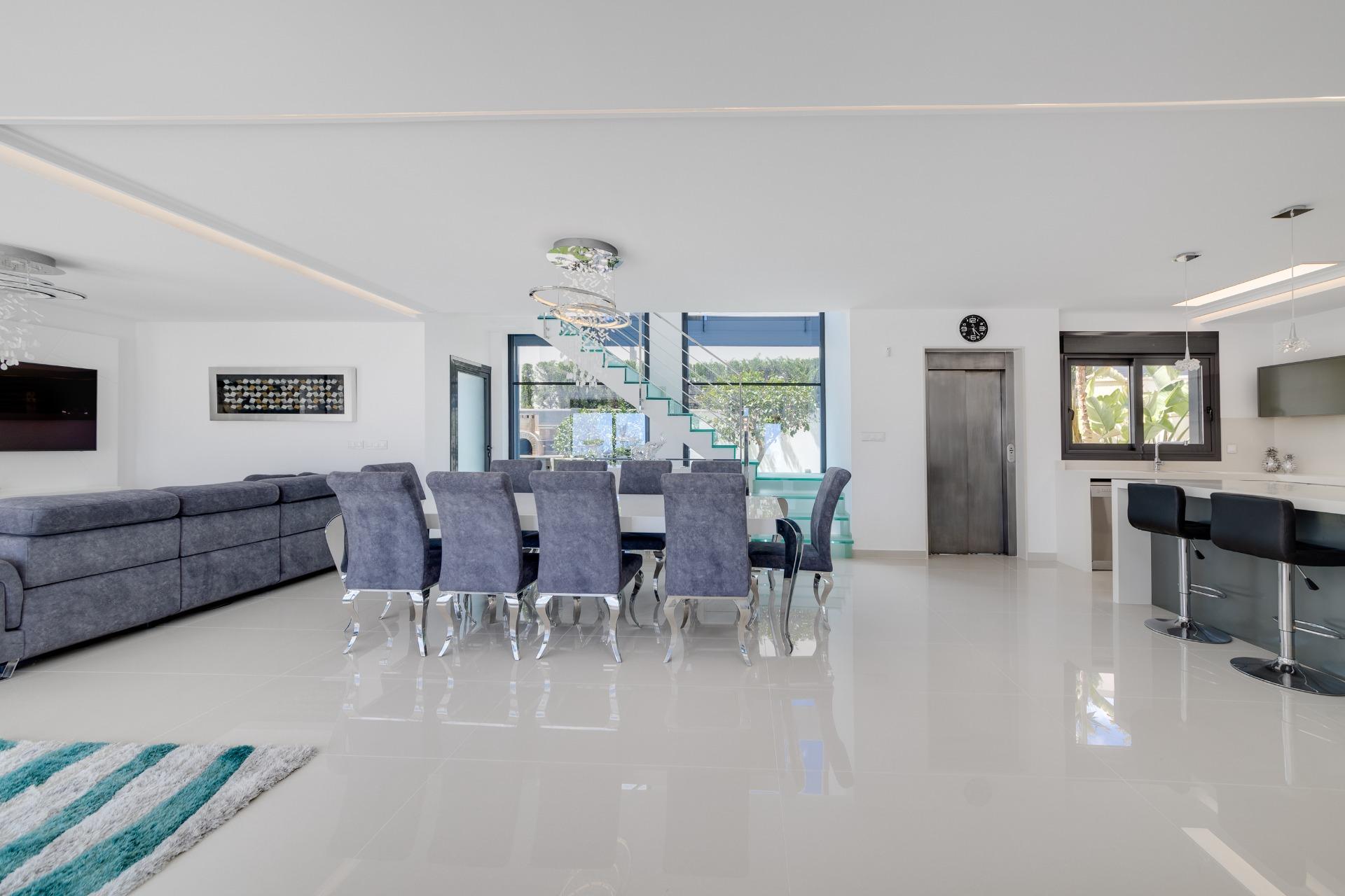 Villa en venta en San Miguel de Salinas