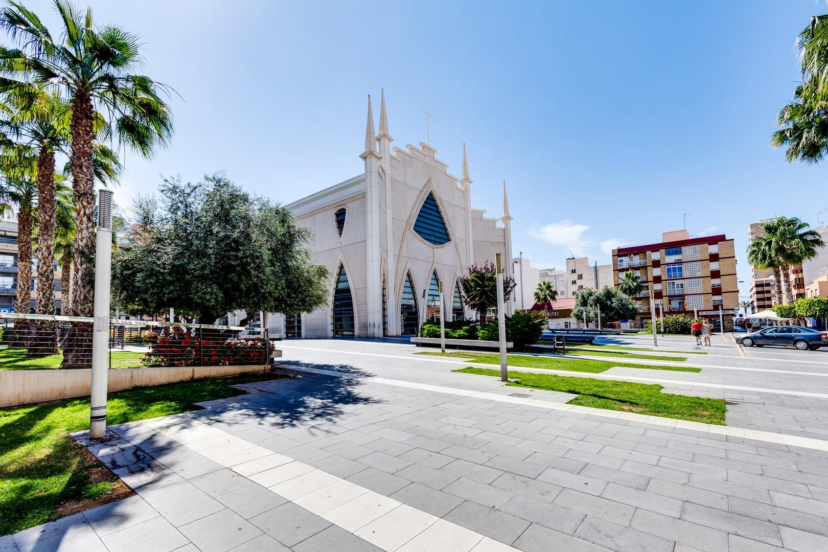 Pieni huoneisto myynnissä Torrevieja