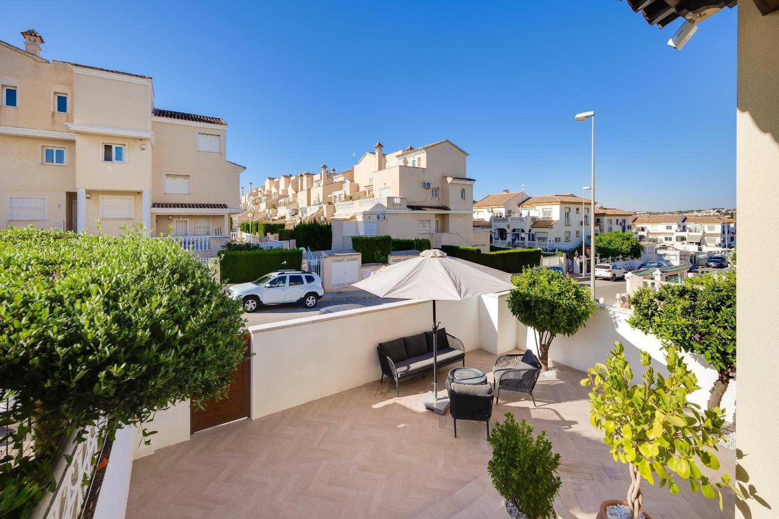 Casa en venta en Orihuela Costa