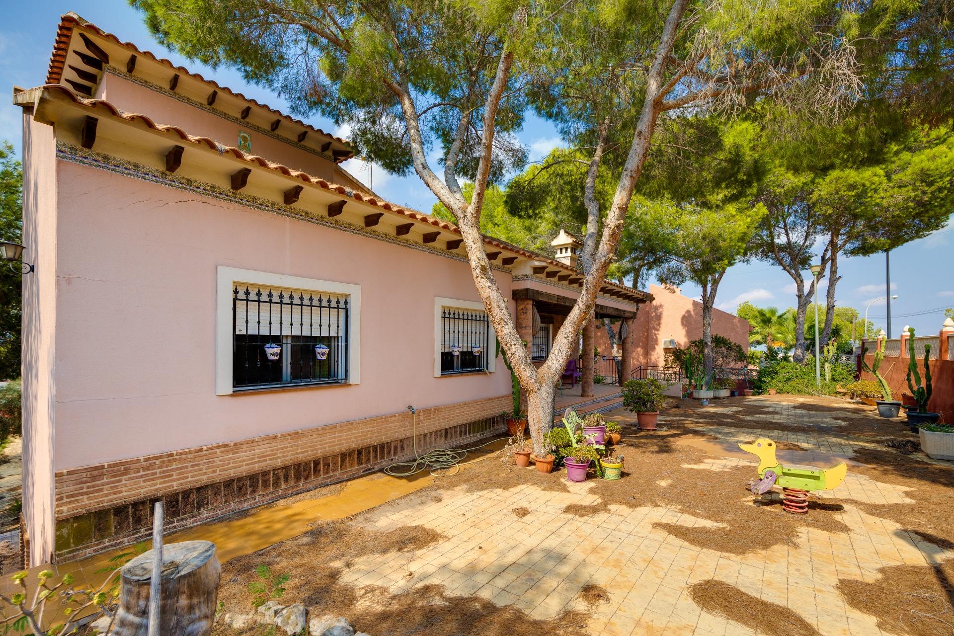 Villa en venta en San Miguel de Salinas