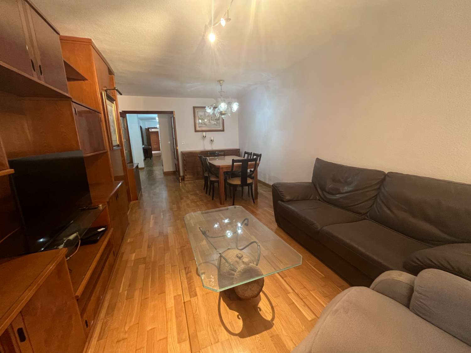 PISO CENTRO PUEBLO 4 DORMITORIOS 3 BAÑOS CON GARAJE Y TRASTERO