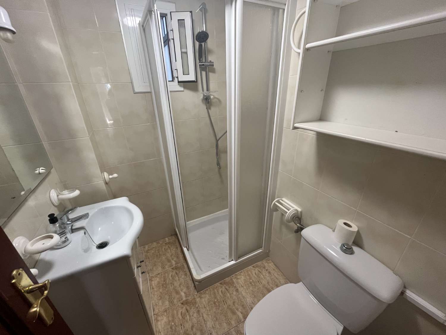 PISO CENTRO PUEBLO 4 DORMITORIOS 3 BAÑOS CON GARAJE Y TRASTERO