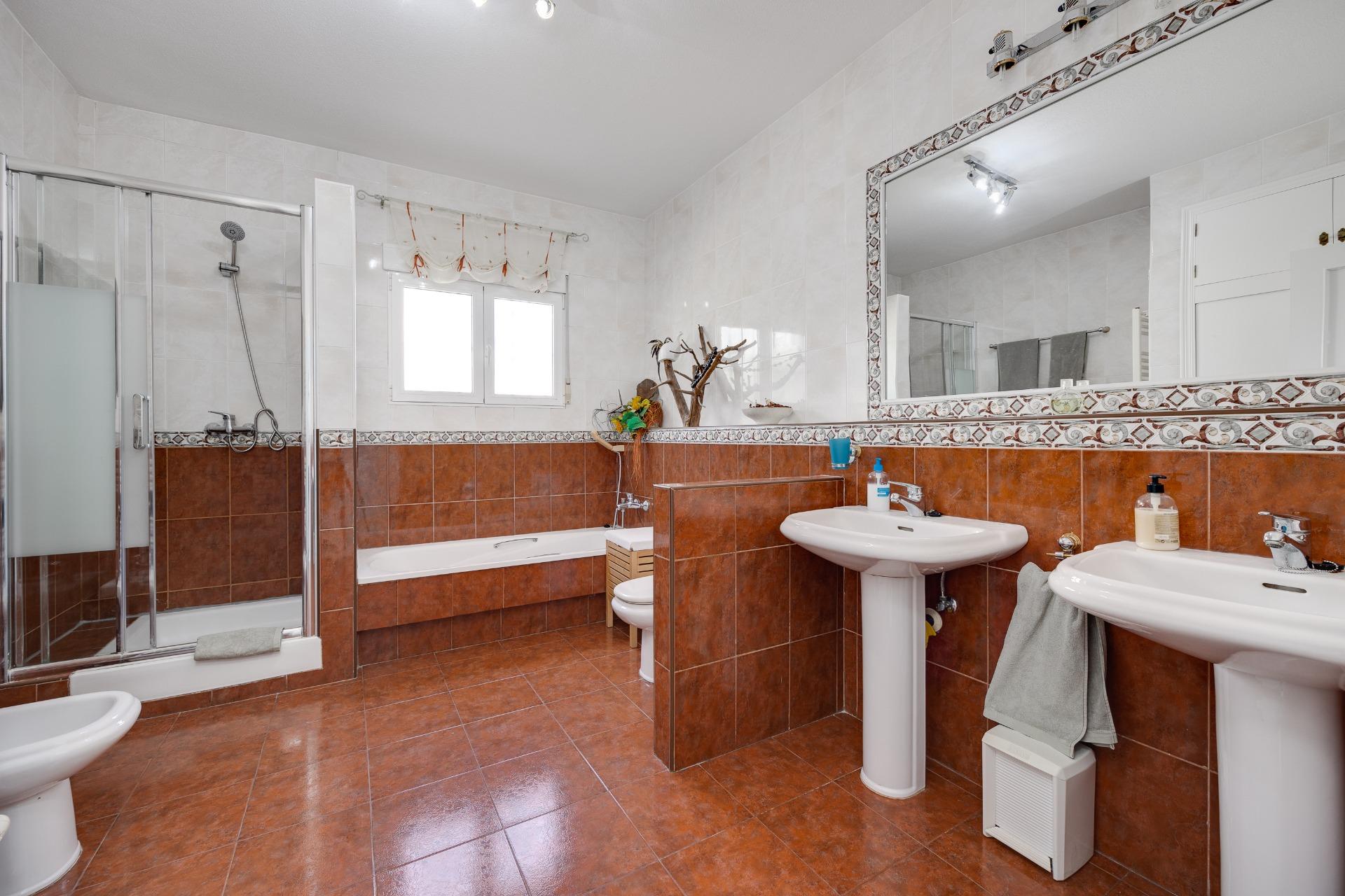 Villa en venta en Orihuela Costa