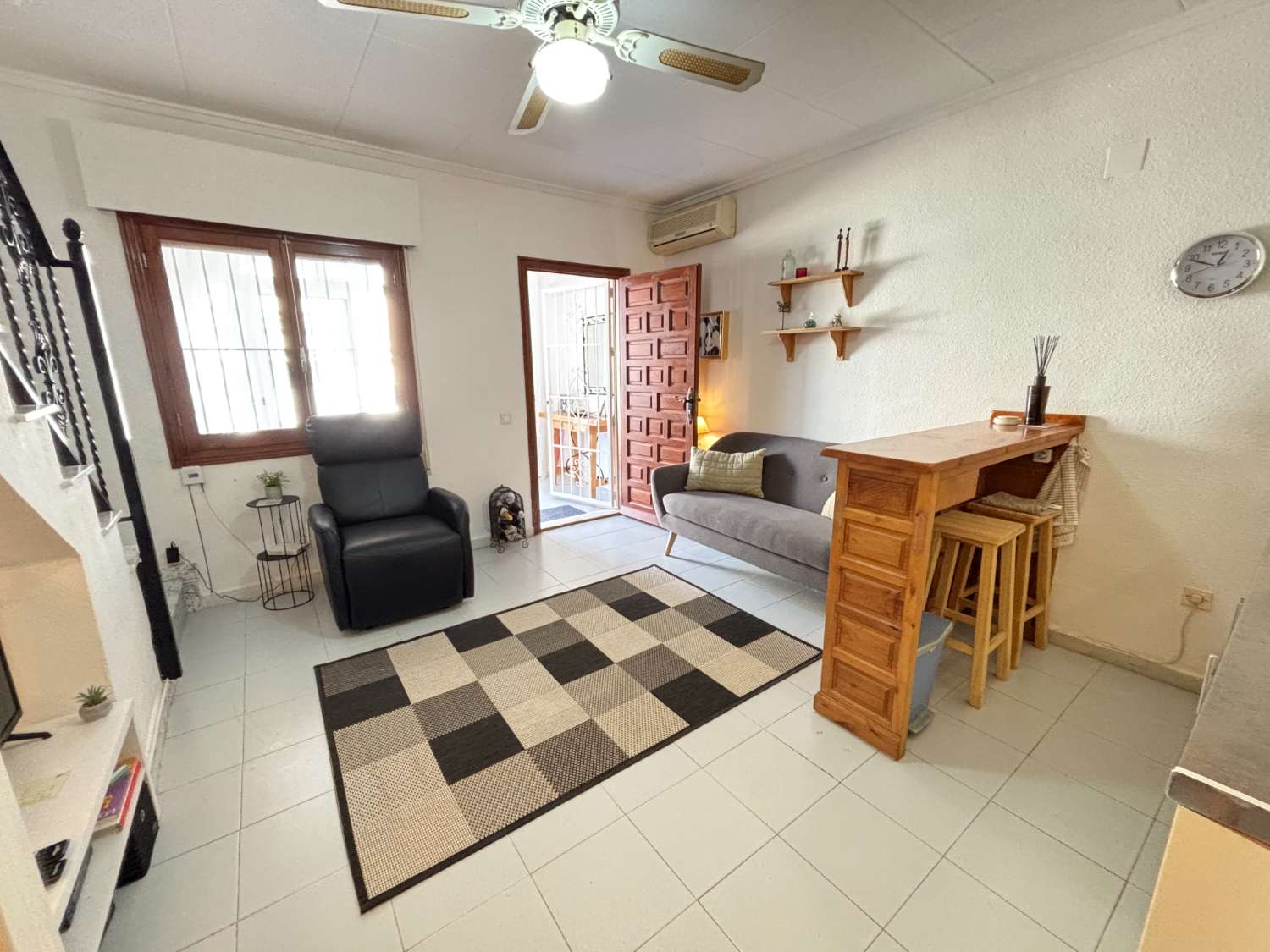 BUNGALOW 2 DORMITORIOS 2 BAÑOS