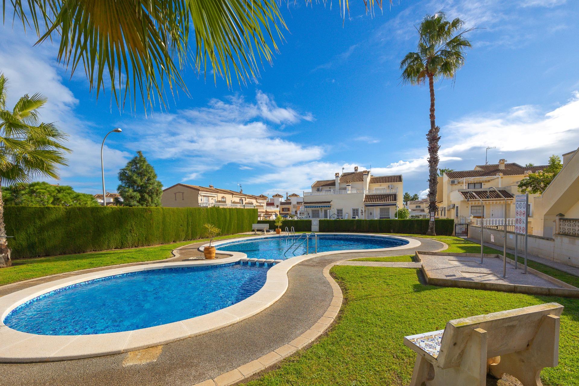 House for sale in Orihuela Costa