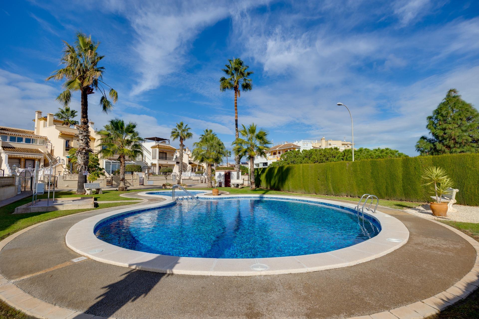 House for sale in Orihuela Costa