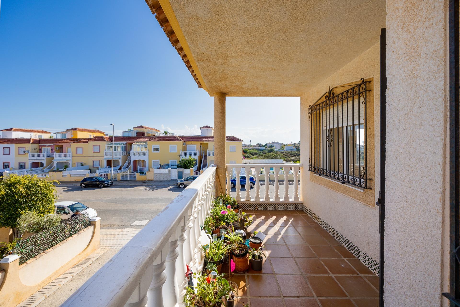 Penthouse for sale in Orihuela Costa