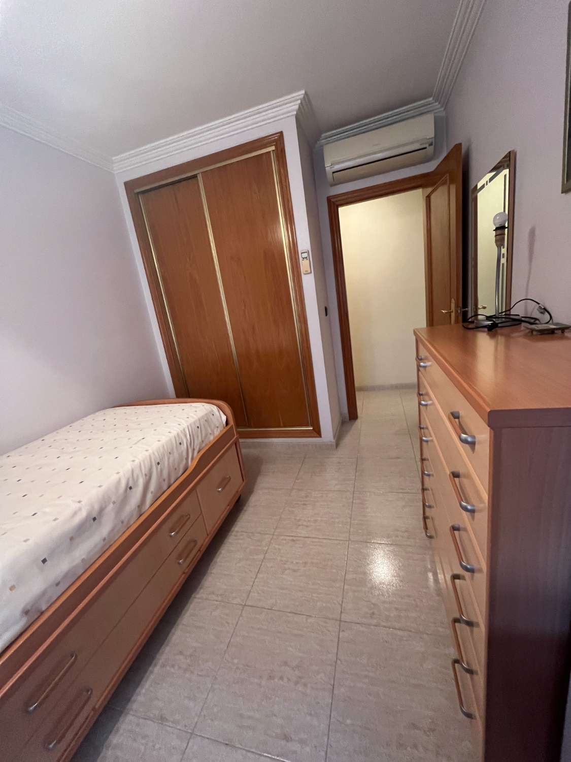 PISO CENTRO PUEBLO 3 DORMITORIOS 2 BAÑOS CERCA DE PLAYA