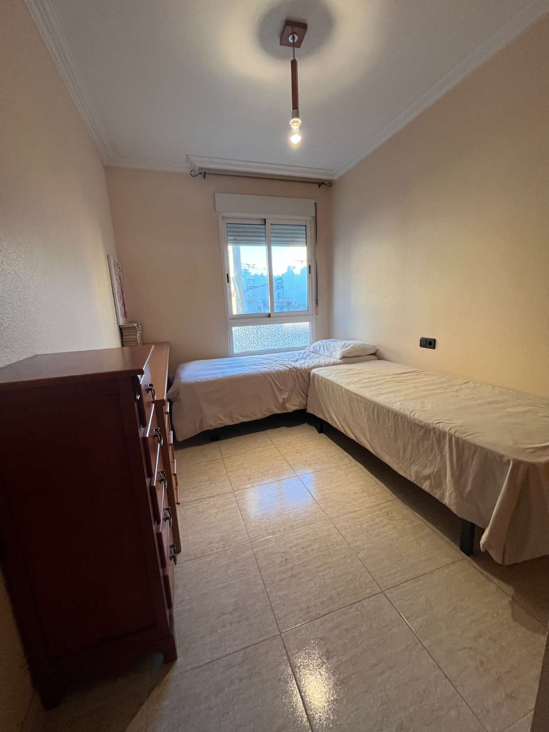 PISO CENTRO PUEBLO 3 DORMITORIOS 2 BAÑOS CERCA DE PLAYA