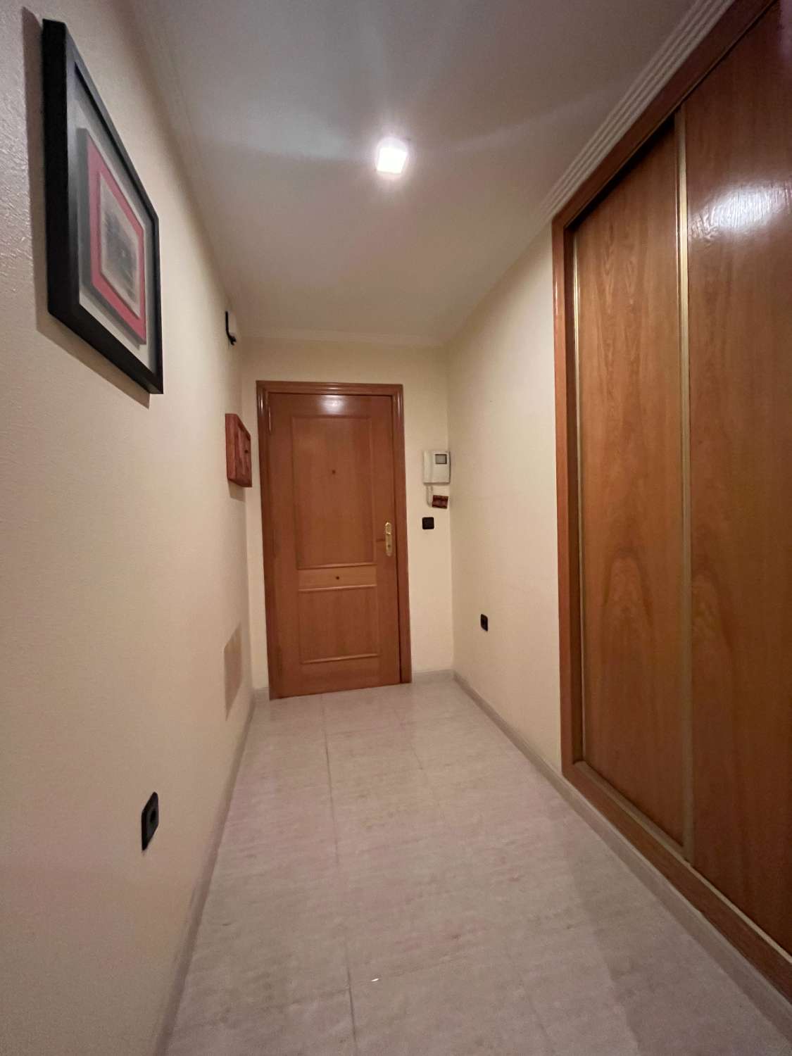 PISO CENTRO PUEBLO 3 DORMITORIOS 2 BAÑOS CERCA DE PLAYA