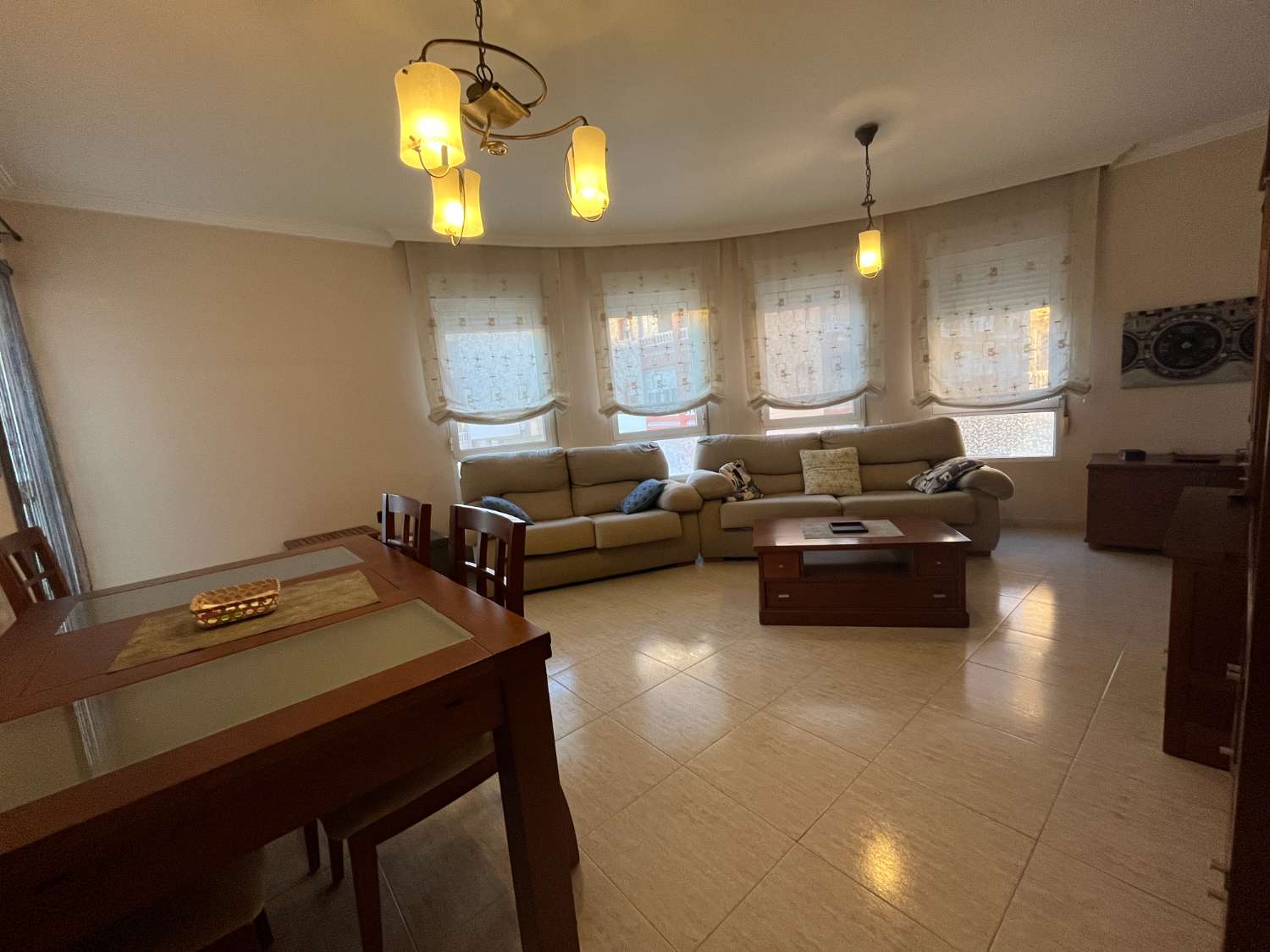 PISO CENTRO PUEBLO 3 DORMITORIOS 2 BAÑOS CERCA DE PLAYA