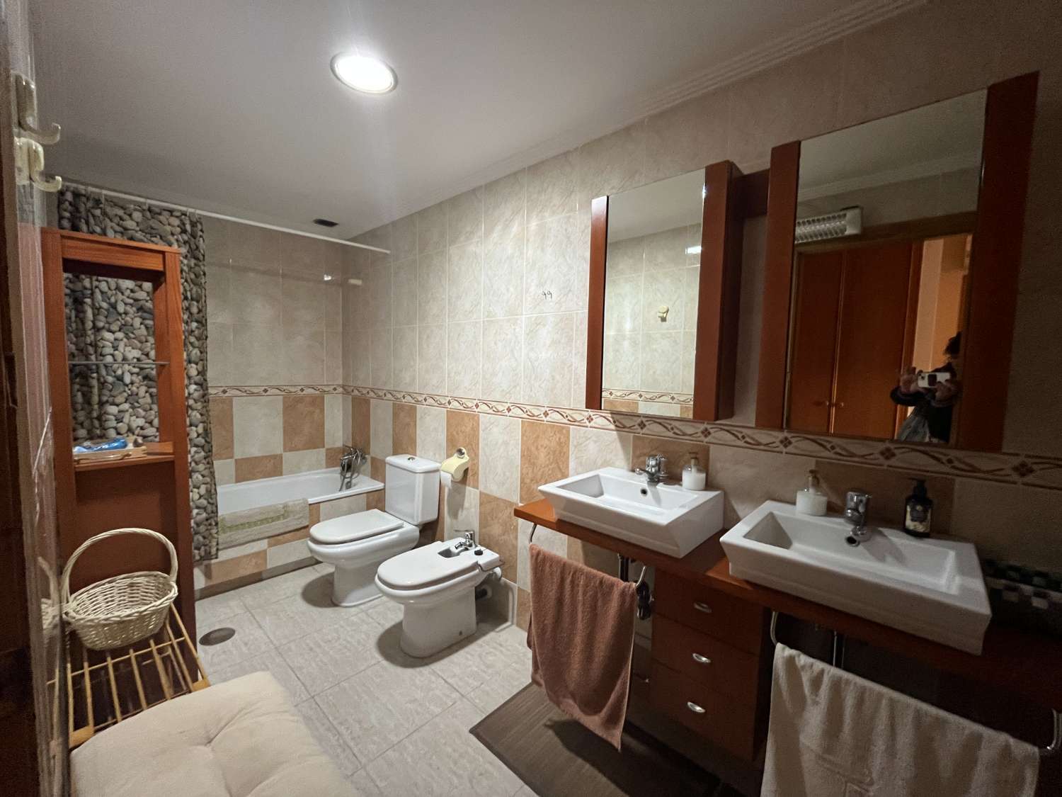 PISO CENTRO PUEBLO 3 DORMITORIOS 2 BAÑOS CERCA DE PLAYA